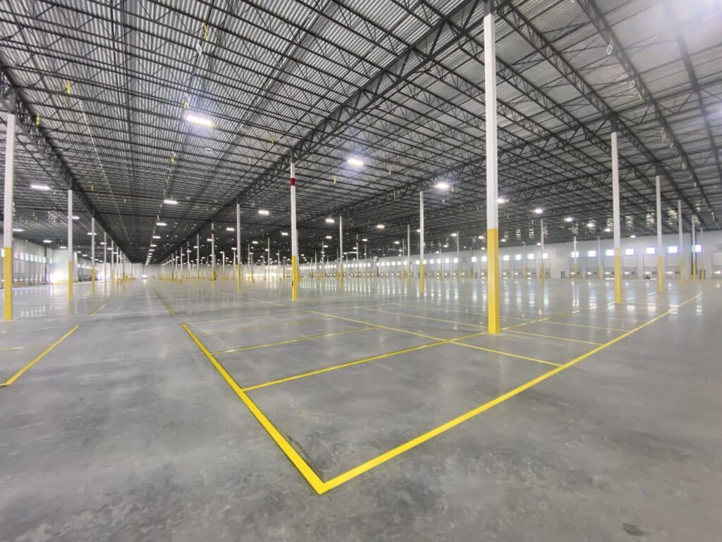 Distribution center line striping Niagara Falls NY